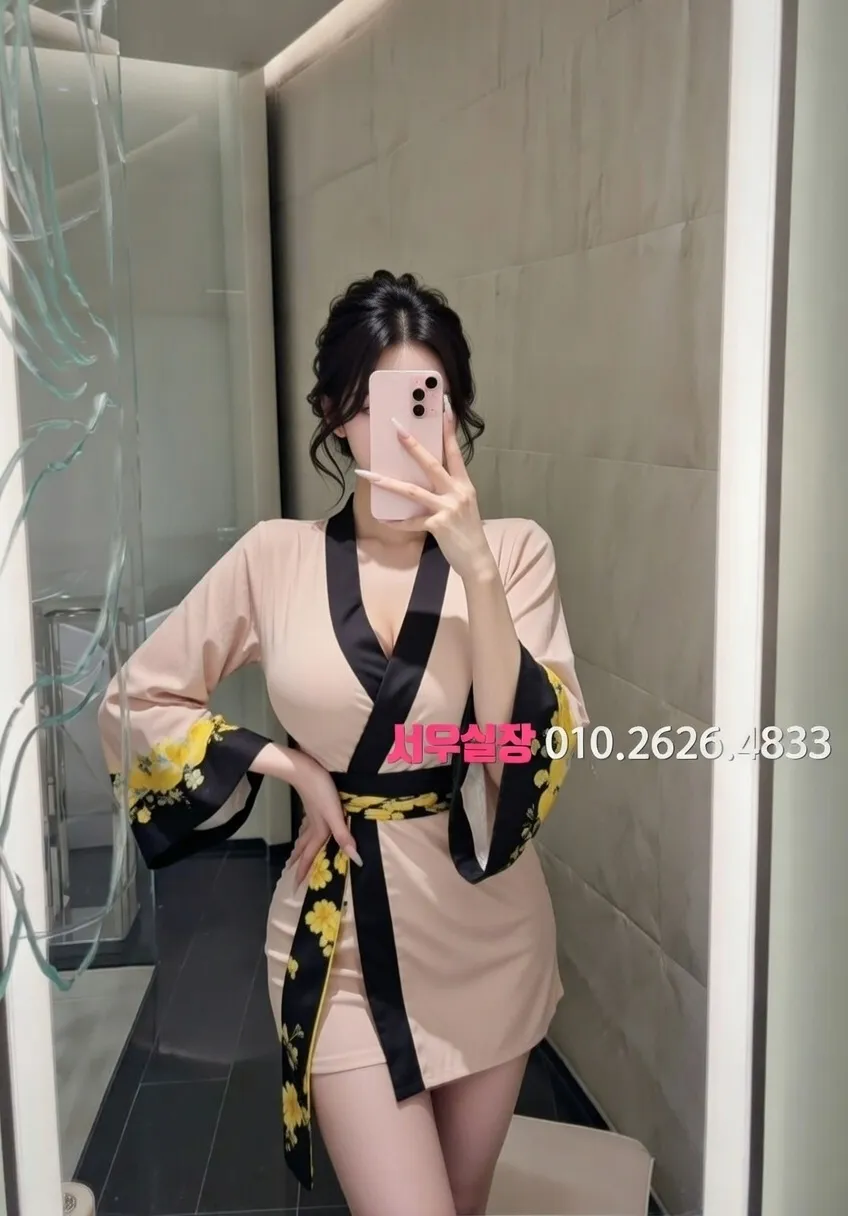 연희동 란제리룸 프리미엄 라인업 2번 프로필